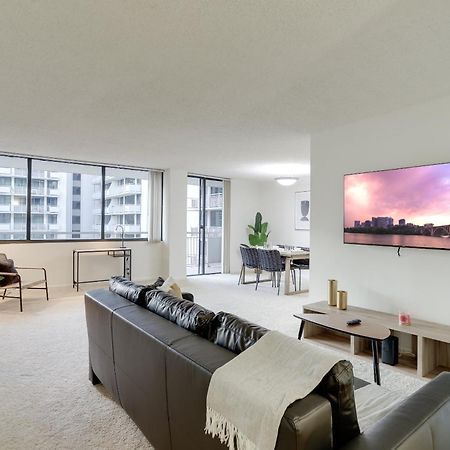 Convenient Airport Proximity: Apt In Crystal City Appartement Arlington Buitenkant foto