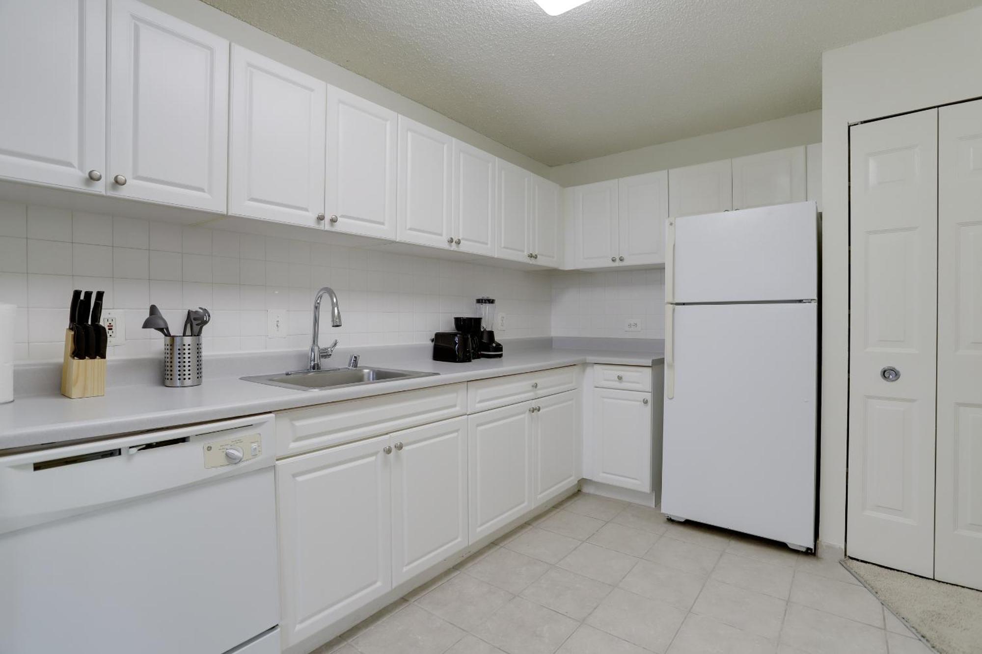 Convenient Airport Proximity: Apt In Crystal City Appartement Arlington Buitenkant foto