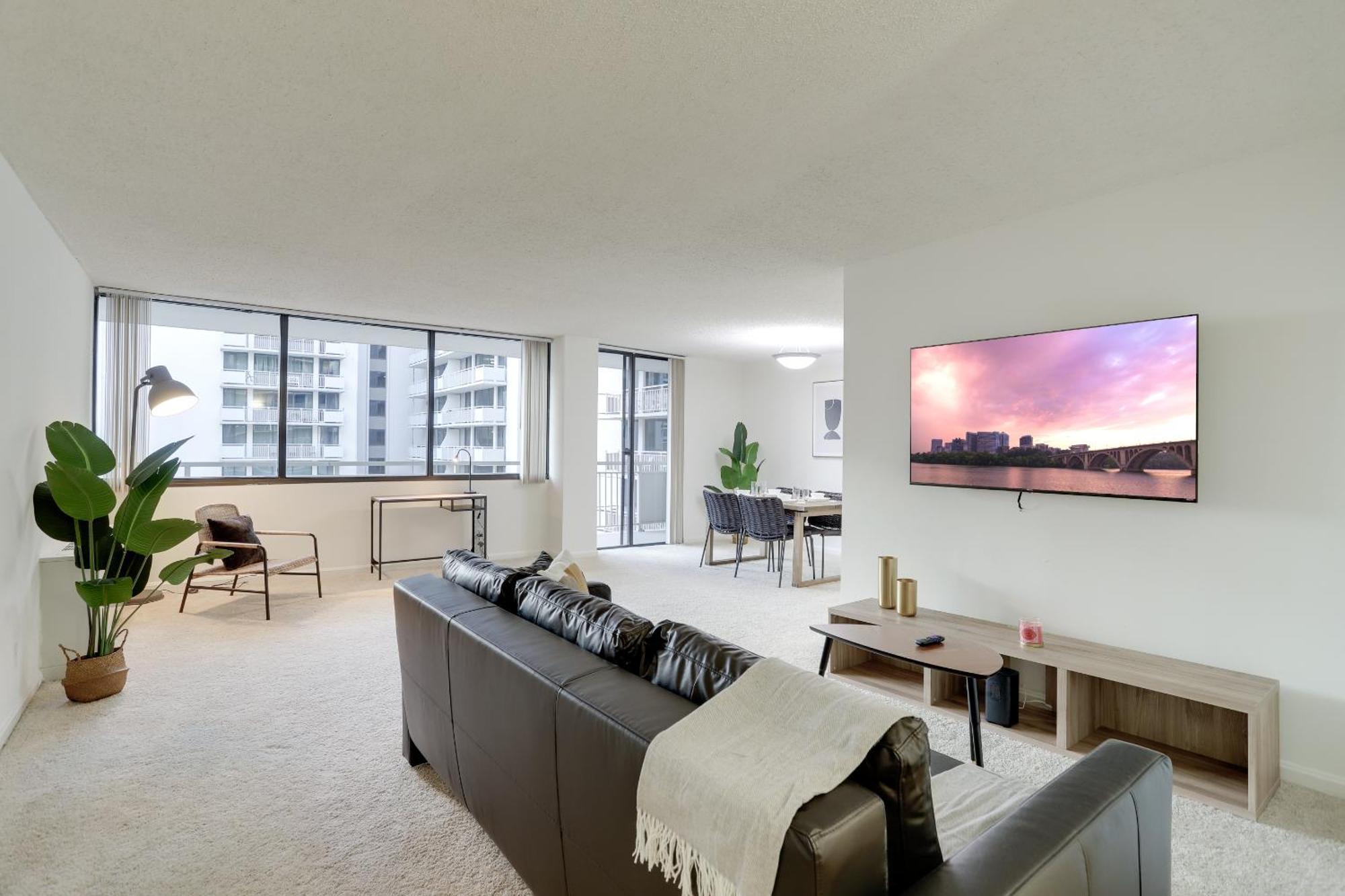 Convenient Airport Proximity: Apt In Crystal City Appartement Arlington Buitenkant foto